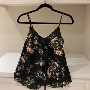 New! Aritzia Talula Floral Camisole